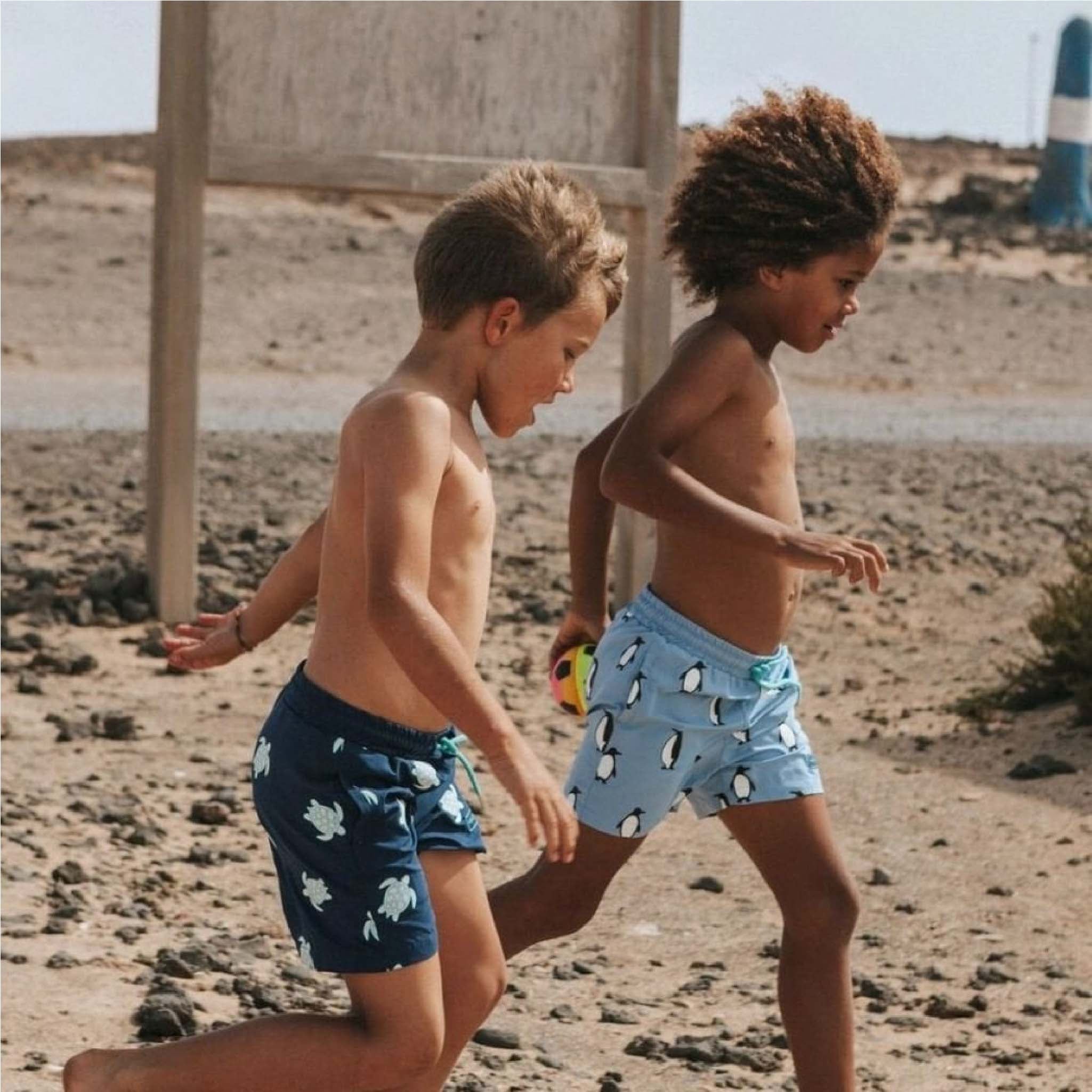 Boys Turtle Swim Trunks – Colour-Changing, Sustainable, Quick-Dry