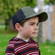 Kids No‑Logo Trucker Hat in Olive & Black