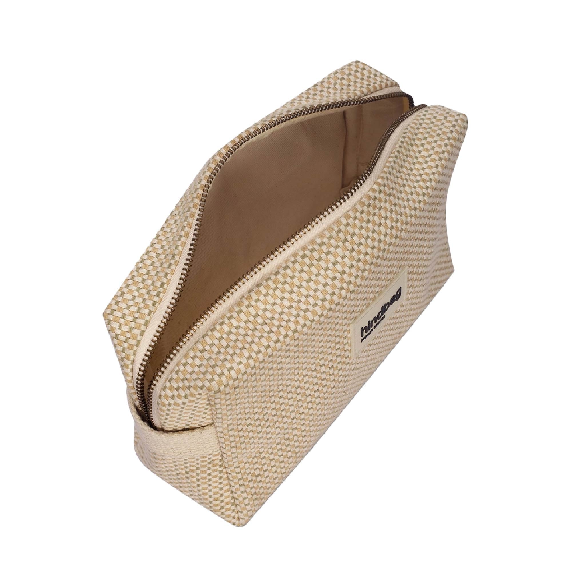 Leon Toiletry Bag in Nude