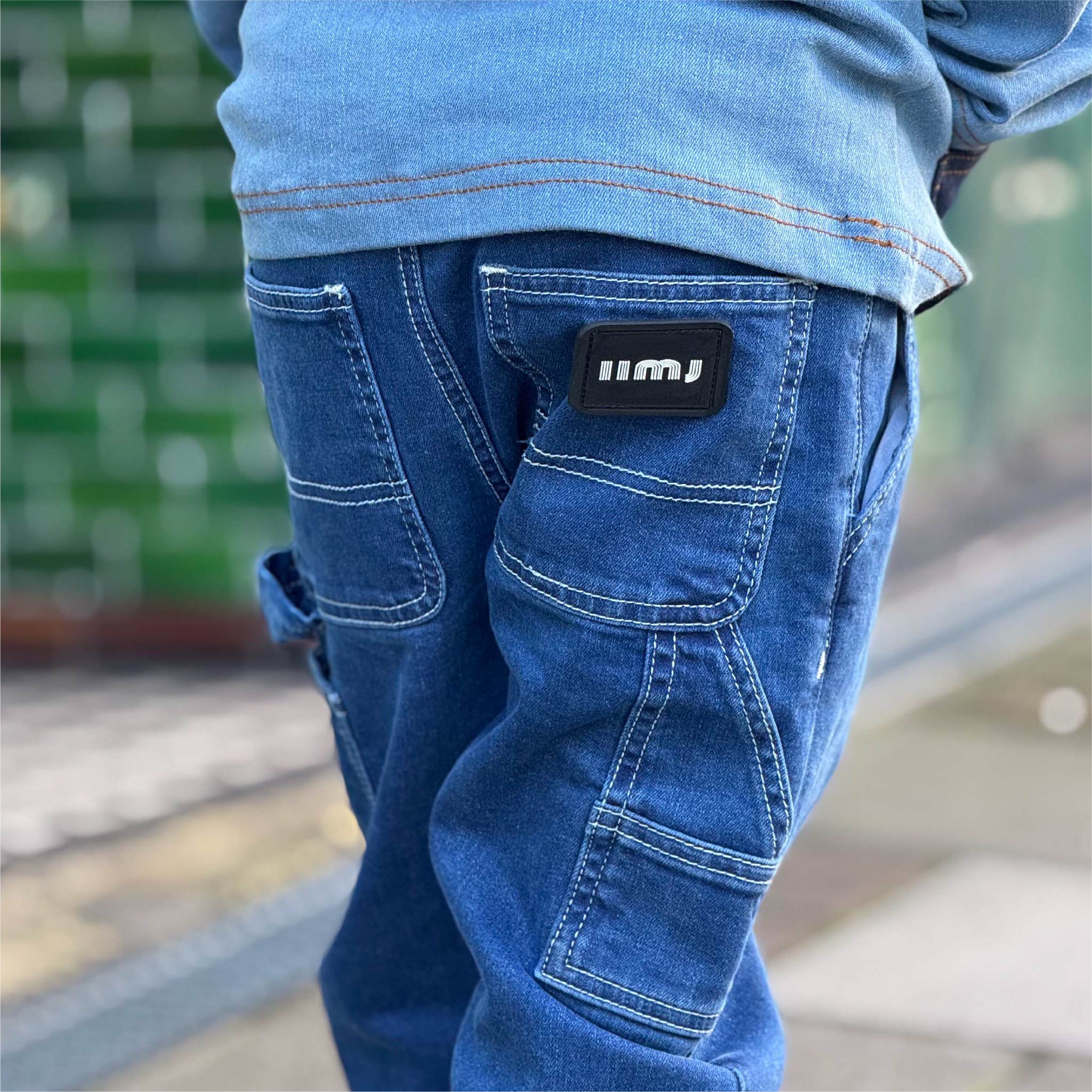 Kids Unisex Baggy Cargo Jeans in Blue
