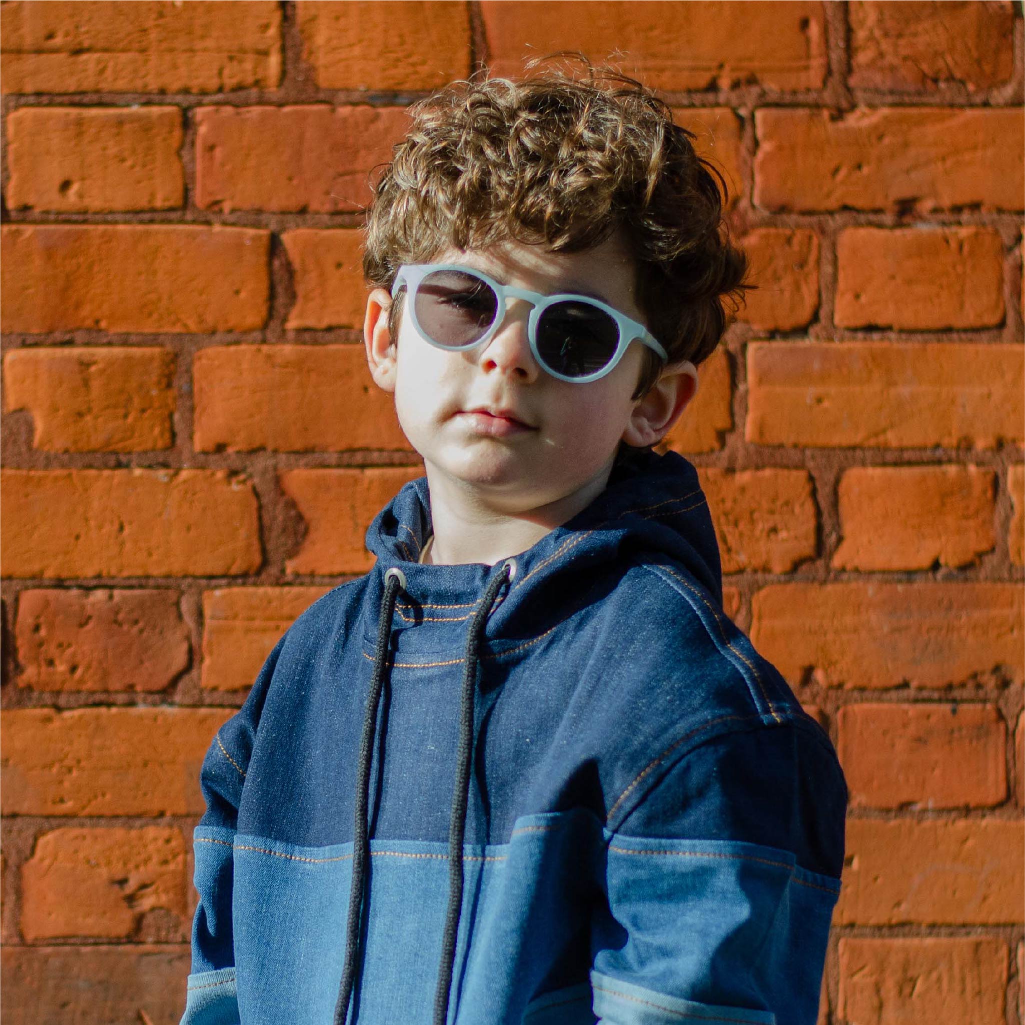 Kids Polarised Sunglasses – Blue Fade (Ages 3-8)